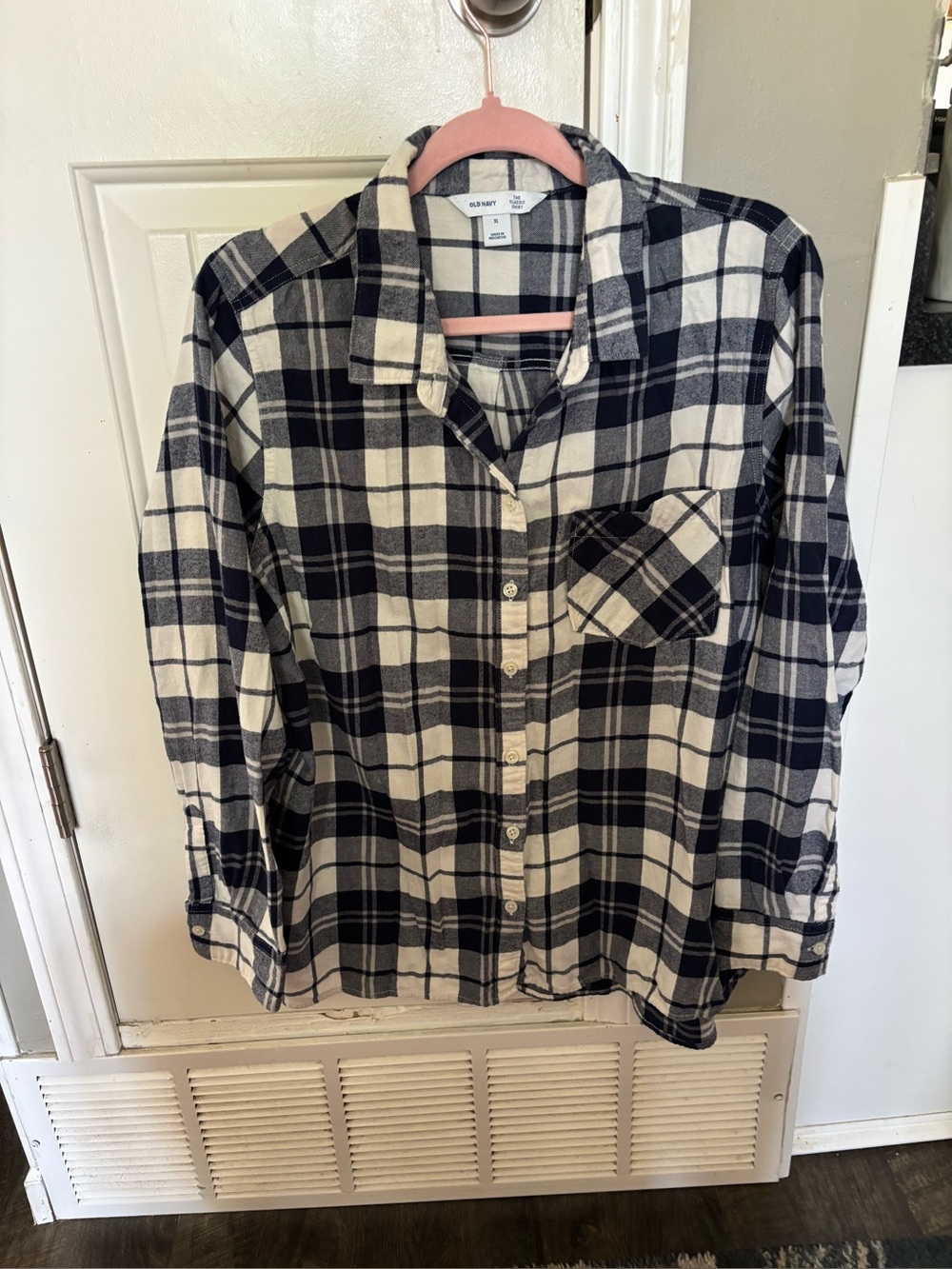 Womens Old Navy Button Top Size XL
